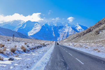 Chandigarh to Leh Ladakh